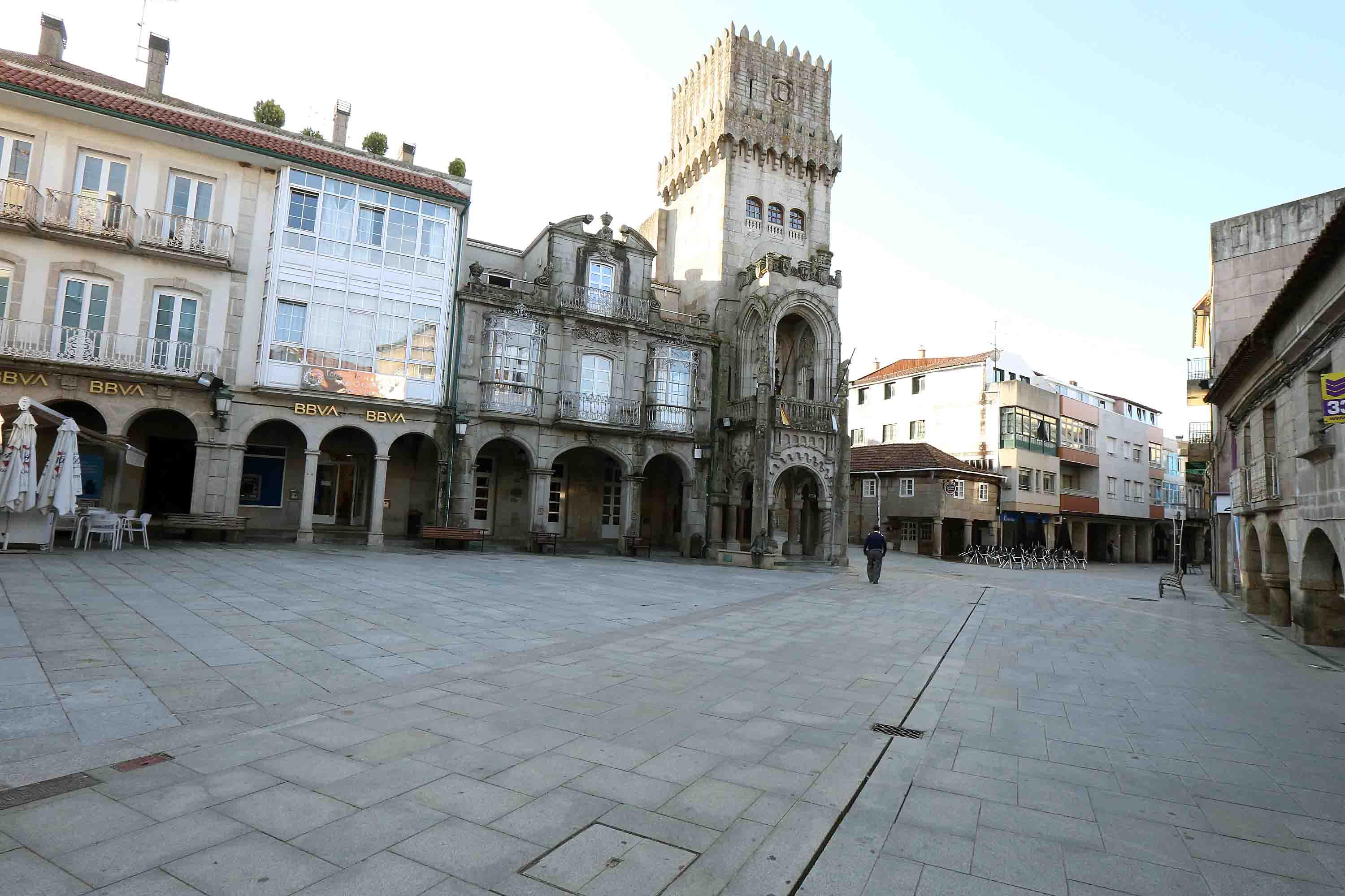 Concello-de-Porriño-panorámica-de-la-plaza-.jpg