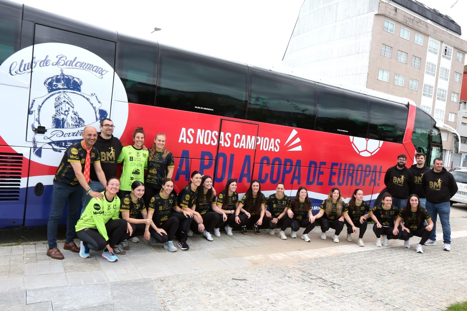 BALONMANO-PRESENTACION-AUTOBUS.jpg