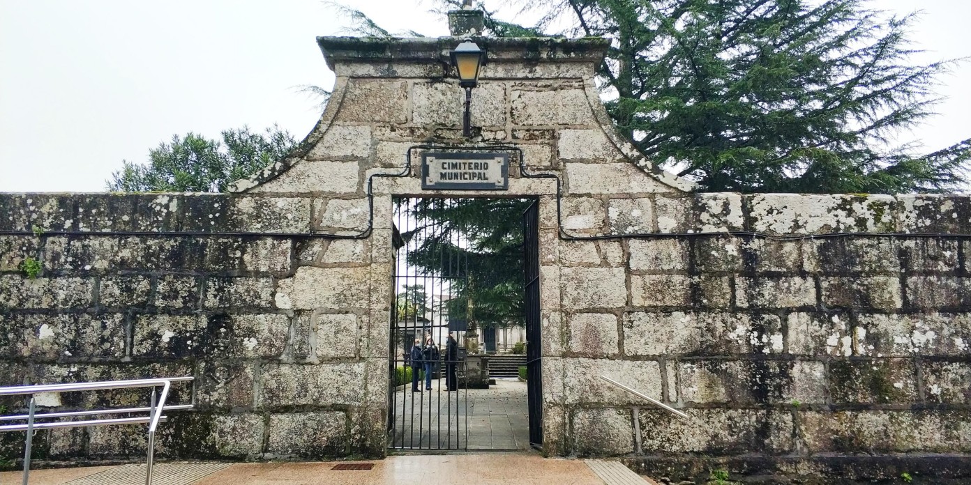 Cementerio-Municipal-Porrino-2.jpg
